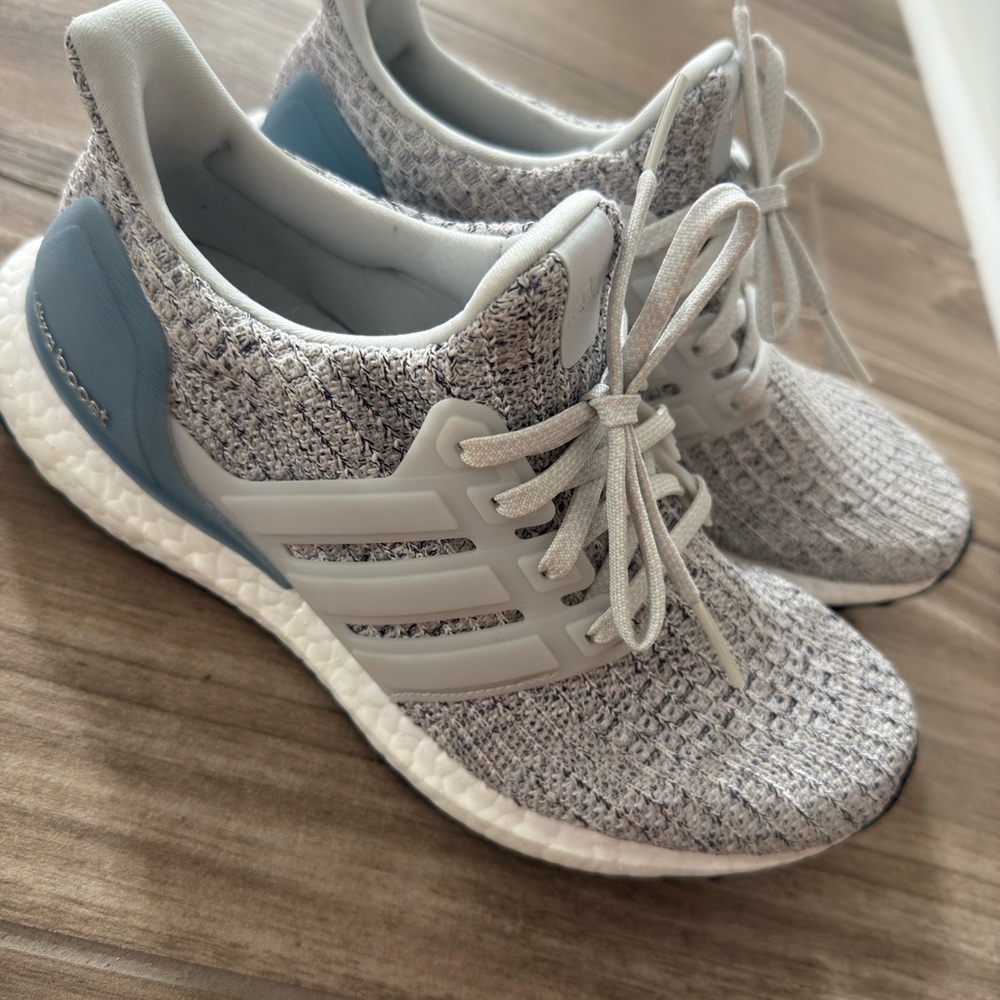 Adidas Ultraboost 4.0